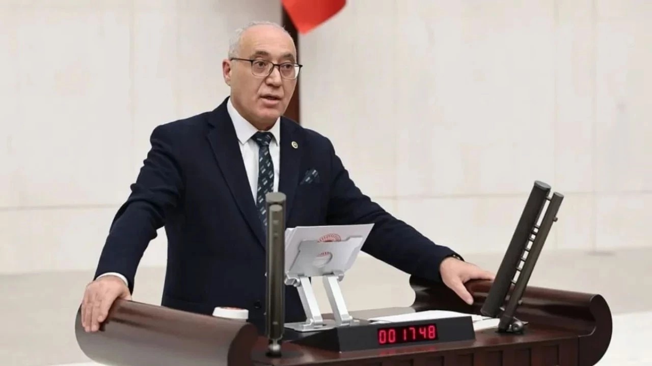 Doğan Demir Kimdir, Hangi Partiden Chp'ye Katılan Doğan Demir Kaç Yaşında, Nereli (3)