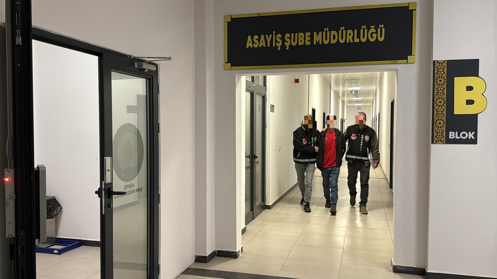 Eşini Bıçaklayarak Öldüren Şahıs Tutuklandı (2)