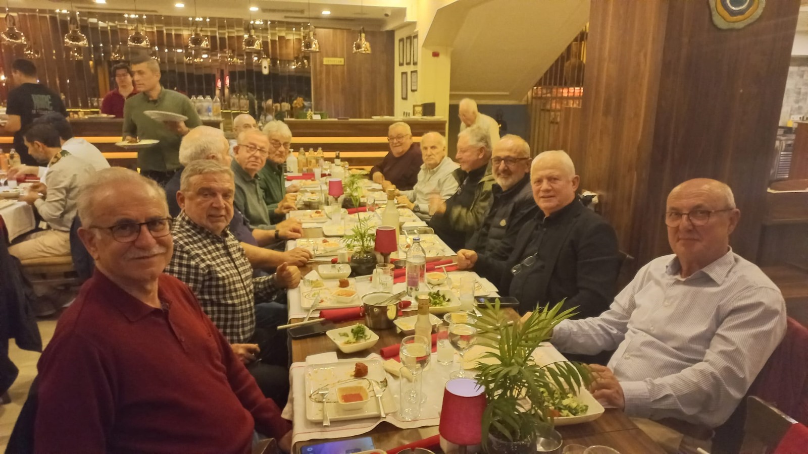 Eski Dostlar'da Cumhuriyet Coşkulu Bir Şekilde Kutlandı2