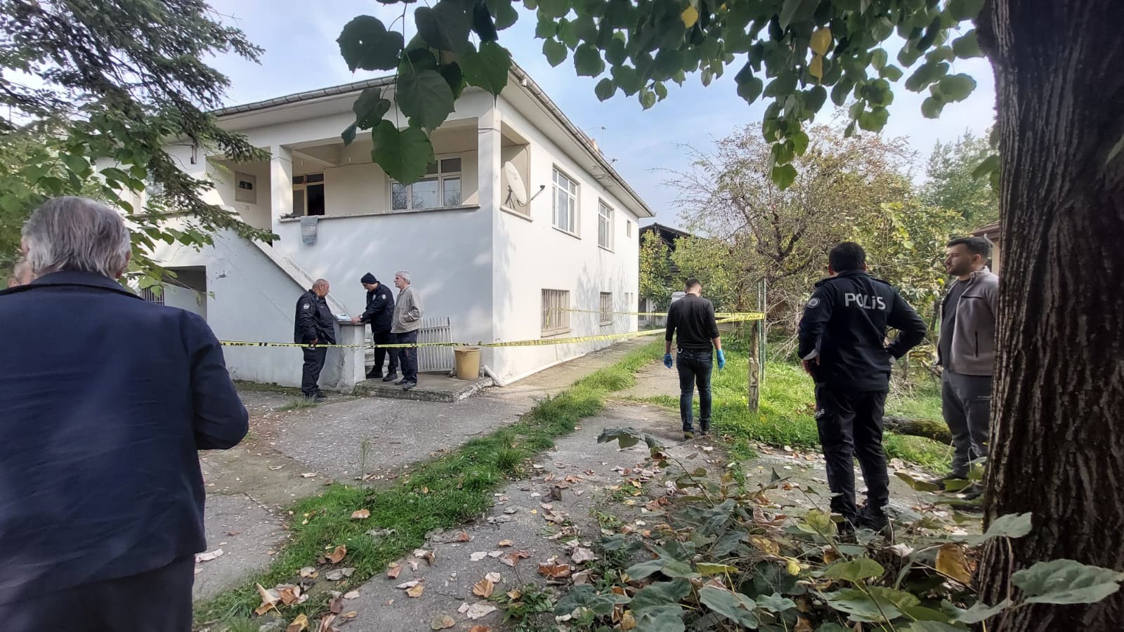 Evinde Ölü Bulundu (5)