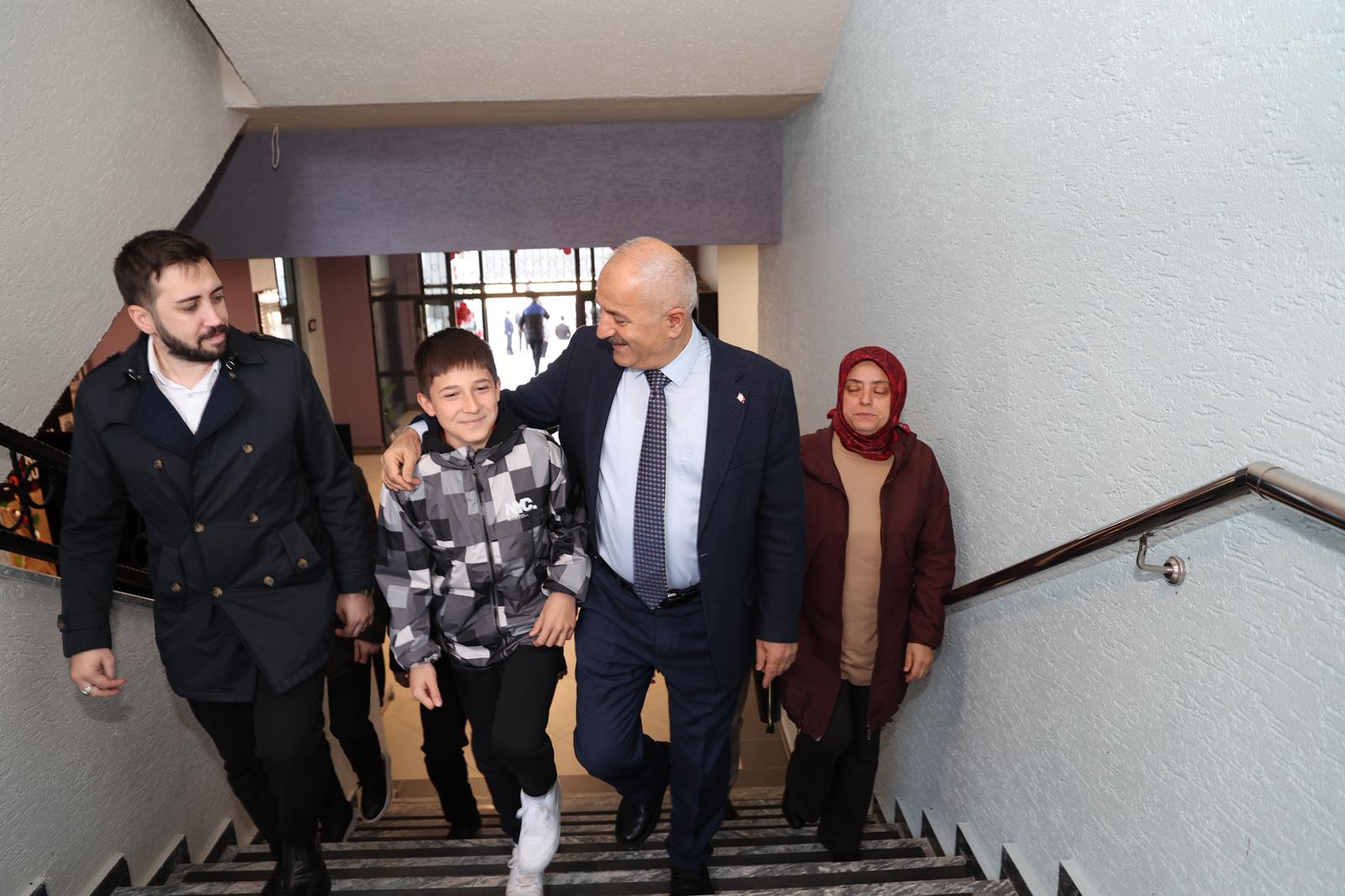 Gebze’de Eğitime Değer Katacak Aziz Sancar Ortaokulu Açıldı 4