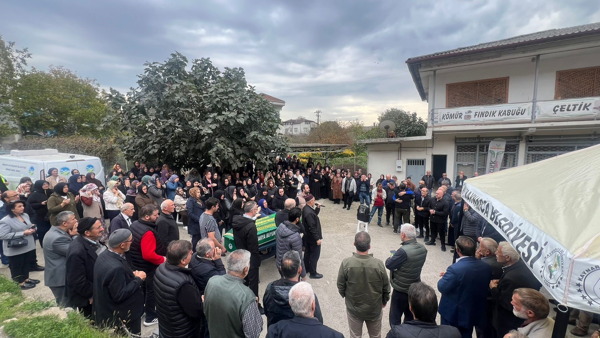 Genç Kadın Doğum Gününde Hayatını Kaybetti 04