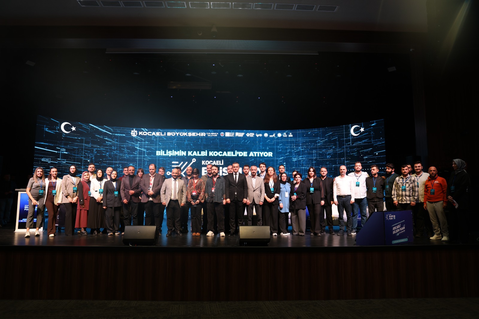 Gençler Festival Havası Yaşadı Yapay Zekâ Destekli Konser Kocaeli’yi Coşturdu (5)