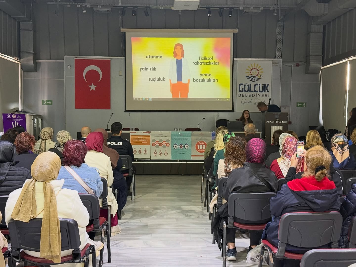 Gölcük’te 25 Kasım’da Anlamlı Farkındalık! (4)