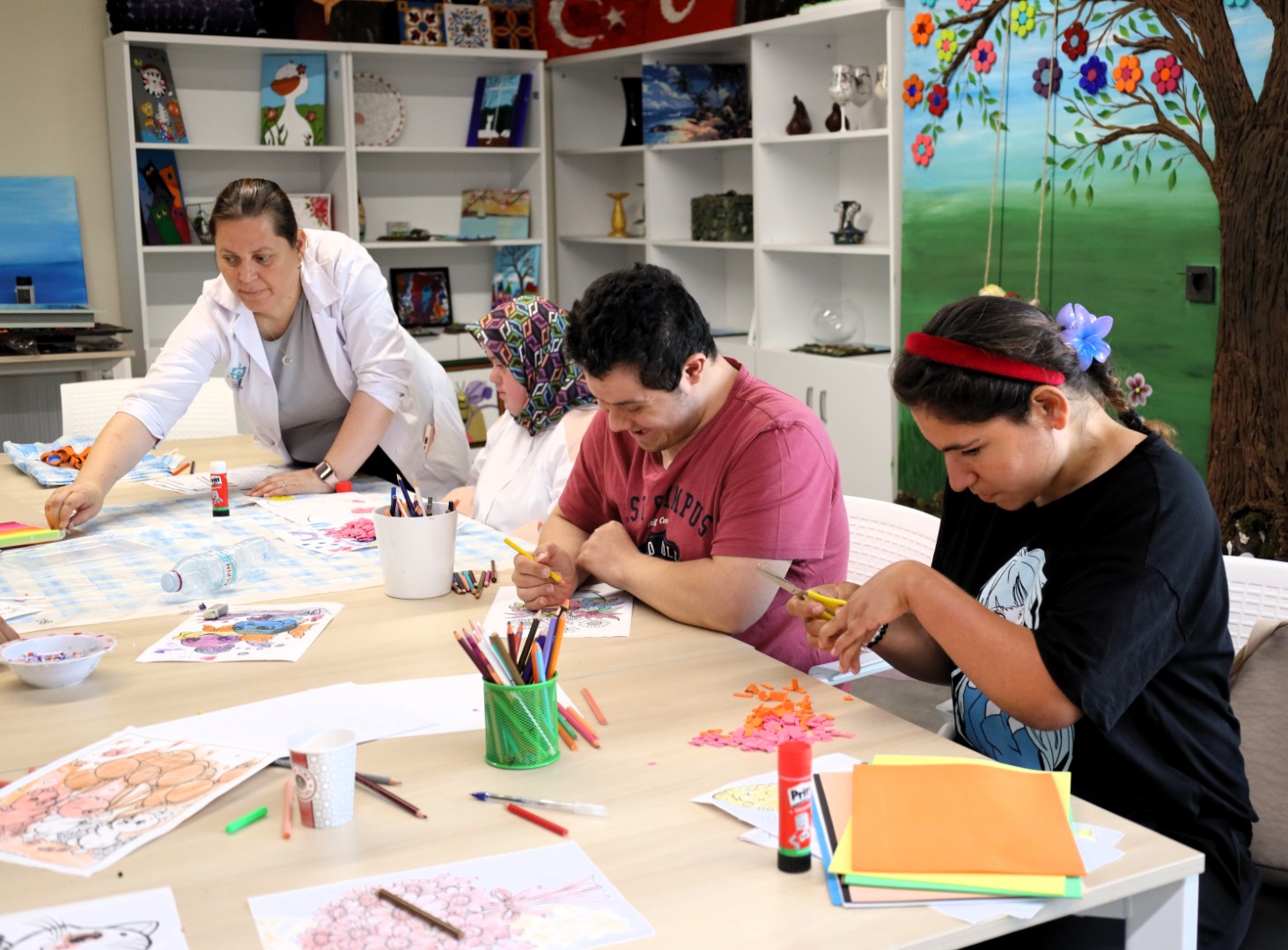 Gonca'da Sanatla Özgüven Kazanıyorlar (2) (Büyük)