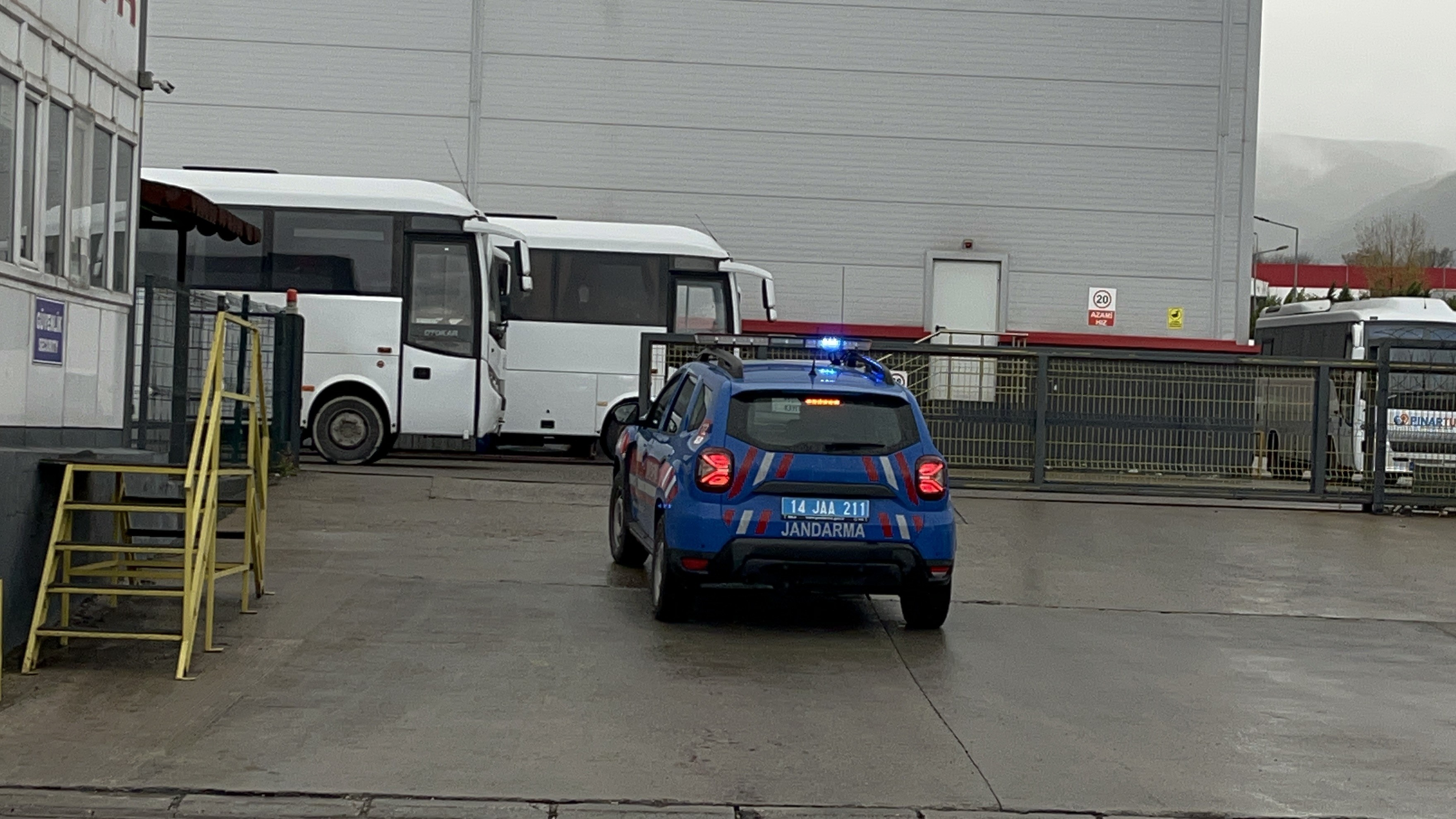 İşçiler Makine Durdurdu! Dev Fabrikada Eylem Var 01