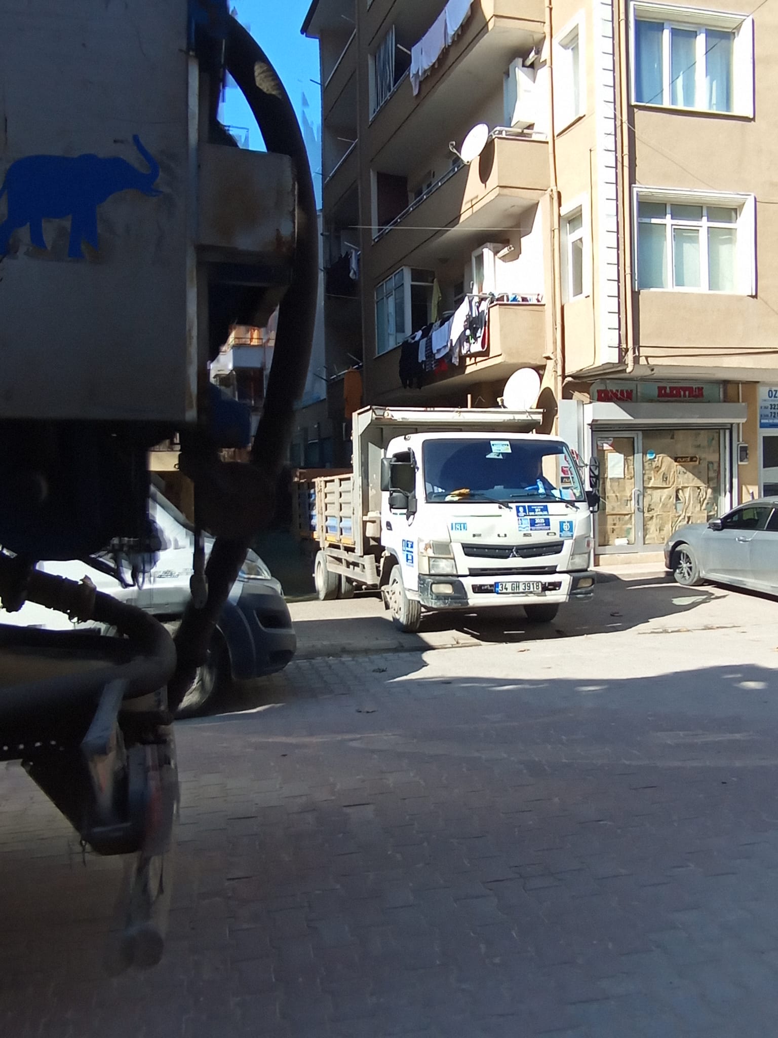 İsu Ekipleri Kanalizasyon Sorunu İçin Harekete Geçti (2)