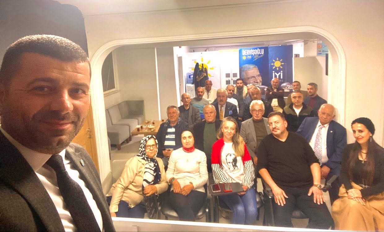 İyi̇ Parti İzmit'te Dikkat Çeken Görev Dağılımı 2