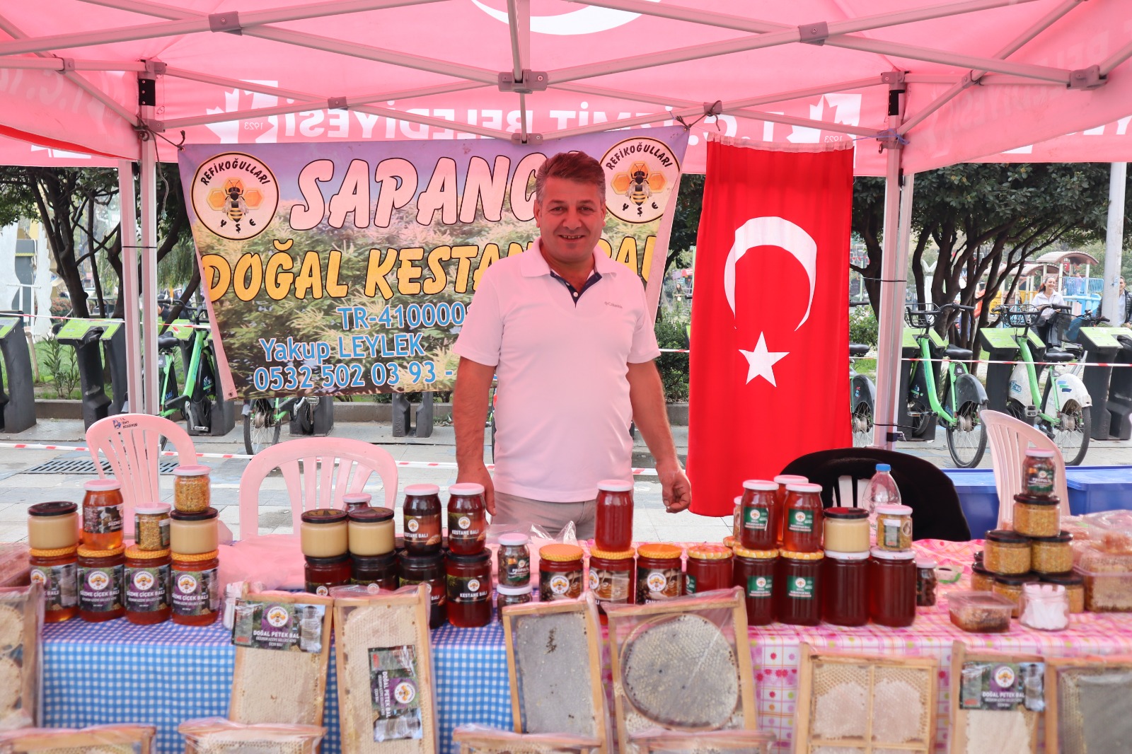 Izmit Bal Günleri Belediye Meydani'nda Basladi (7)