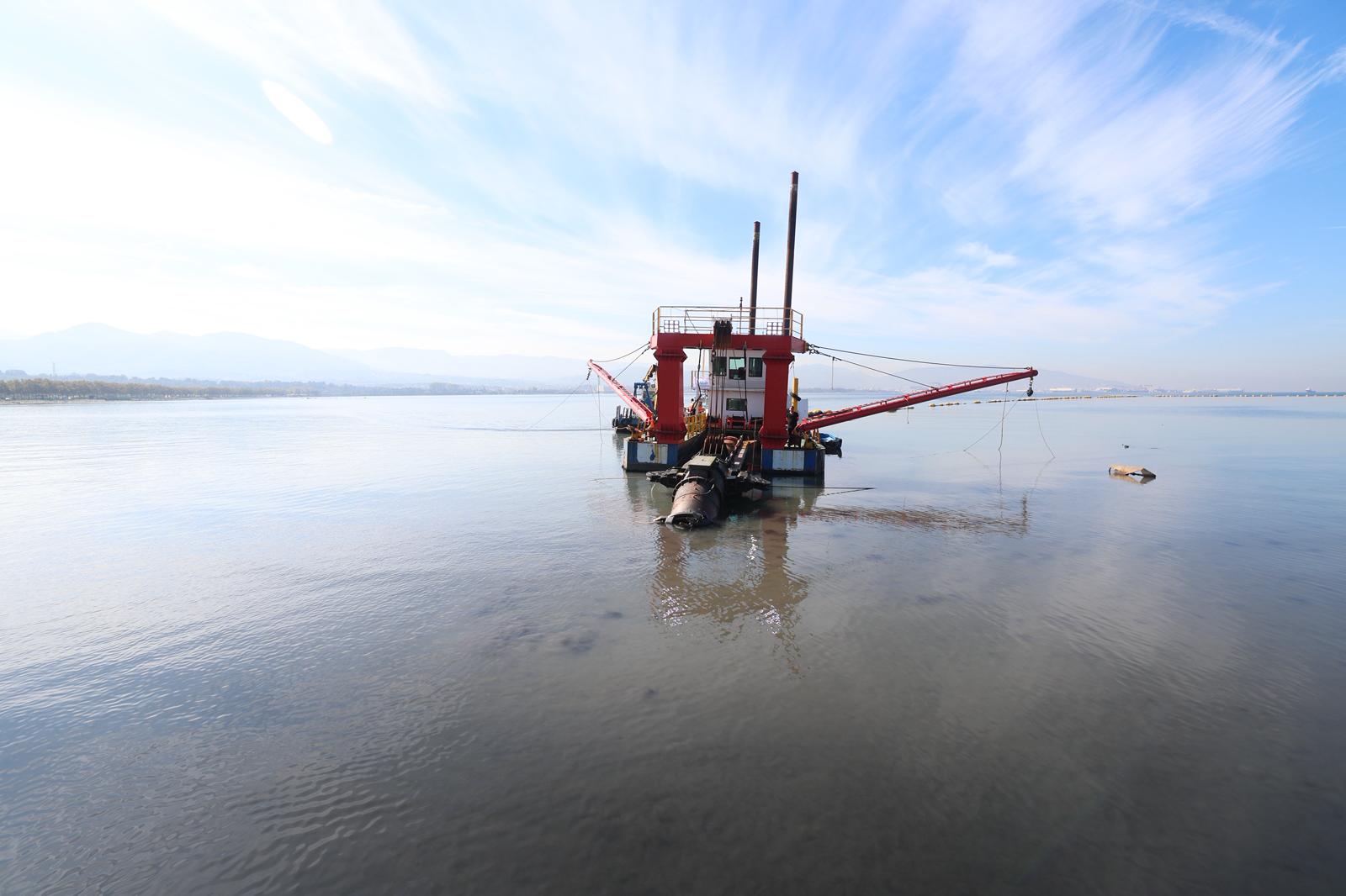 İzmit Körfezi’nde Dip Çamuru Temizliği Meyvesini Verdi! (3)