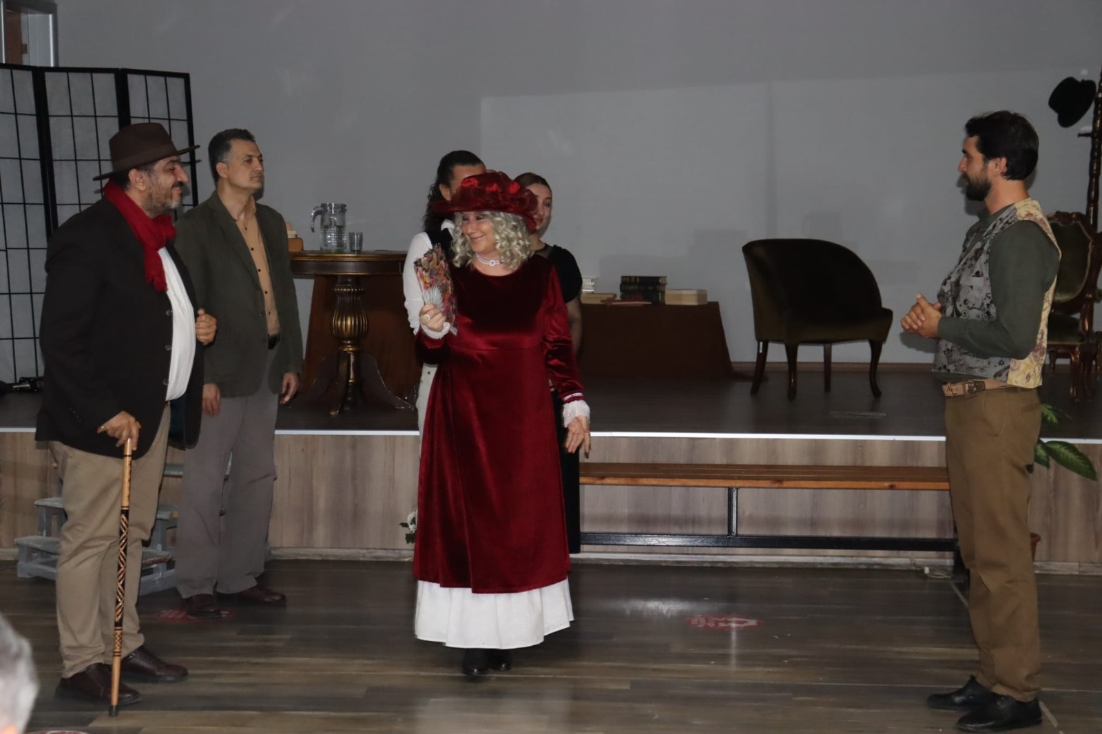 İzmit Sanat Akademisi’nde Tiyatro Eğitimi Başladı! (1)-1