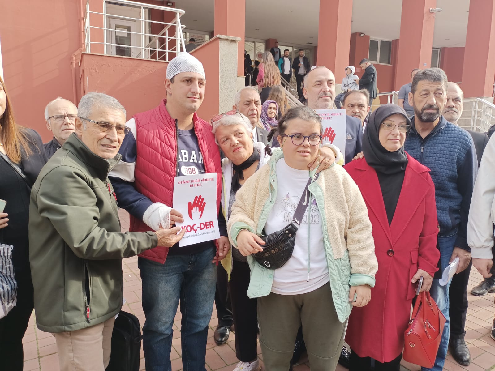 İzmit’te Otizmli Genç Ertuğrul Şenol Vakası Kocaeli’yi Ayağa Kaldırdı 2
