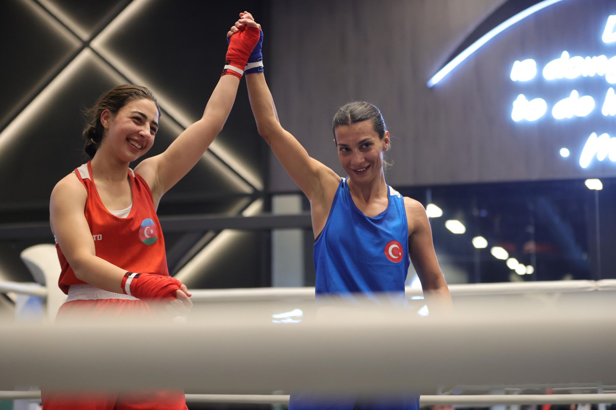 Kağıtspor, Riyad'dan Madalya Taşıyor (1)