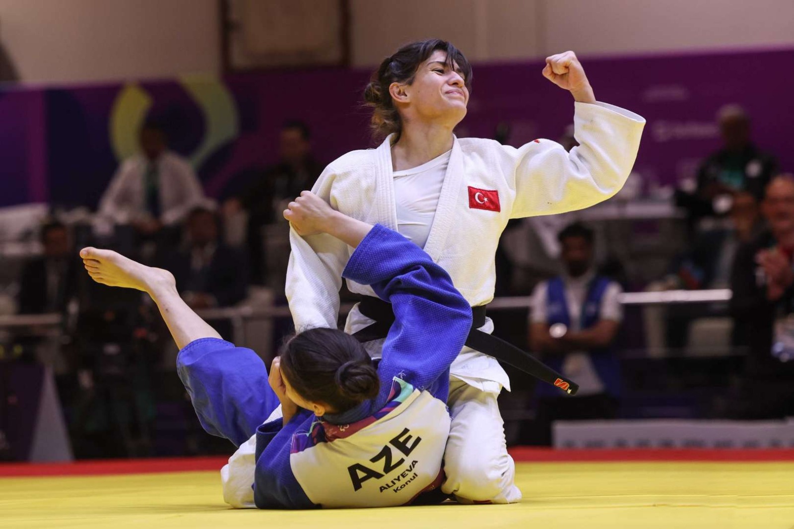 Kağıtspor, Riyad'dan Madalya Taşıyor (3)