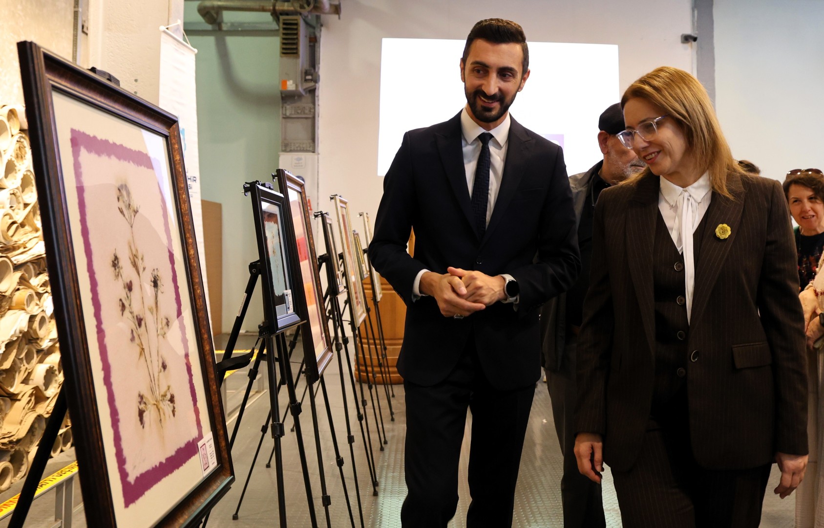 Kağıtta Açan Çiçekler Sanatseverleri Bekliyor (2)