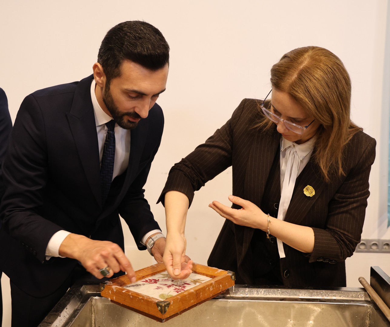 Kağıtta Açan Çiçekler Sanatseverleri Bekliyor (9)