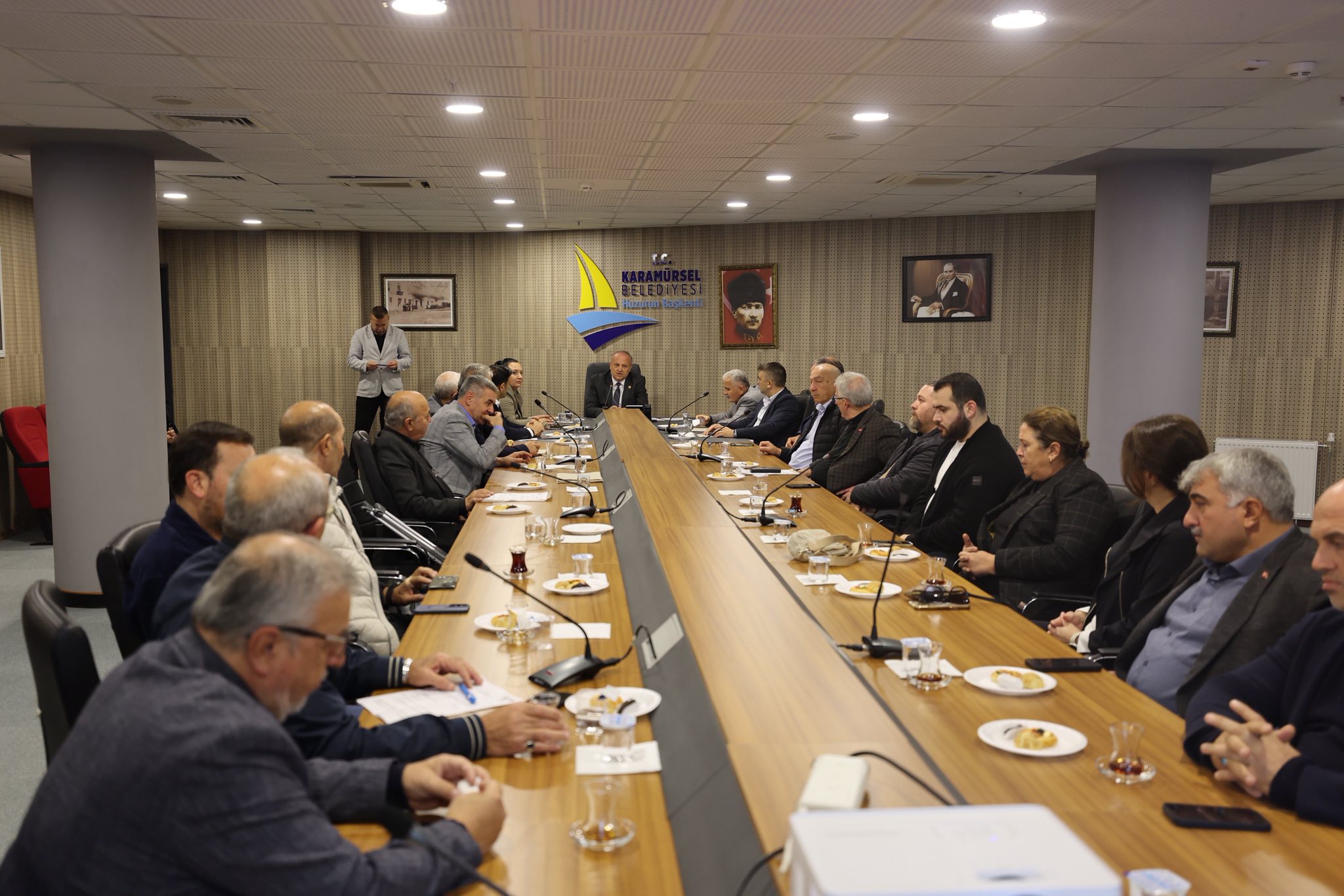 Karamürsel Beledi̇yesi̇ Kasim Ayi Mecli̇s Toplantisi Gerçekleşti̇ri̇ldi̇