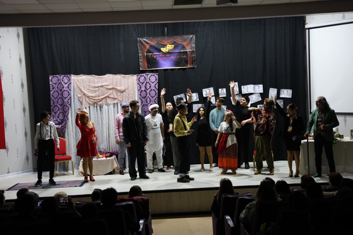 Kartepe Belediyesi’nde Tiyatroya Yoğun İlgi(1)