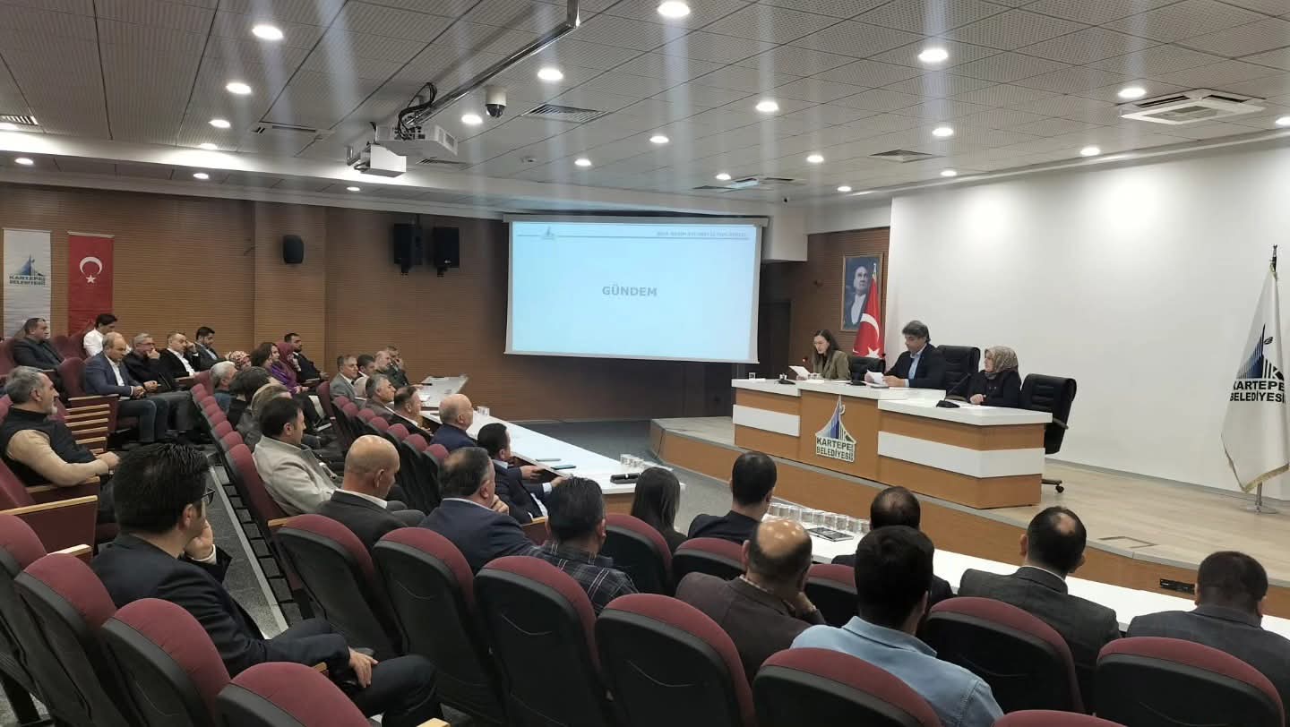 Kartepe Meclisi'nde Haddahane Gerginliği! 1