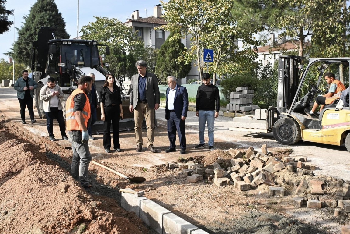 Kartepe’de Yol Seferberliği! Başkan Kocaman Çalışmaları Yerinde İnceledi (1)