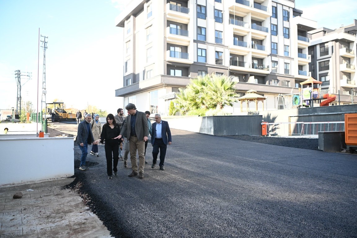 Kartepe’de Yol Seferberliği! Başkan Kocaman Çalışmaları Yerinde İnceledi (2)