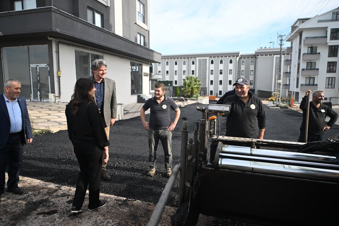 Kartepe’de Yol Seferberliği! Başkan Kocaman Çalışmaları Yerinde İnceledi (3)