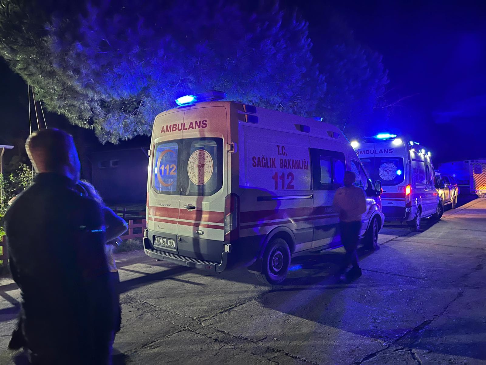 Kefken Açıklarındaki Gemi Yangını Sonrası Sahil Güvenlik Yaralıları Karşılamaya Hazır