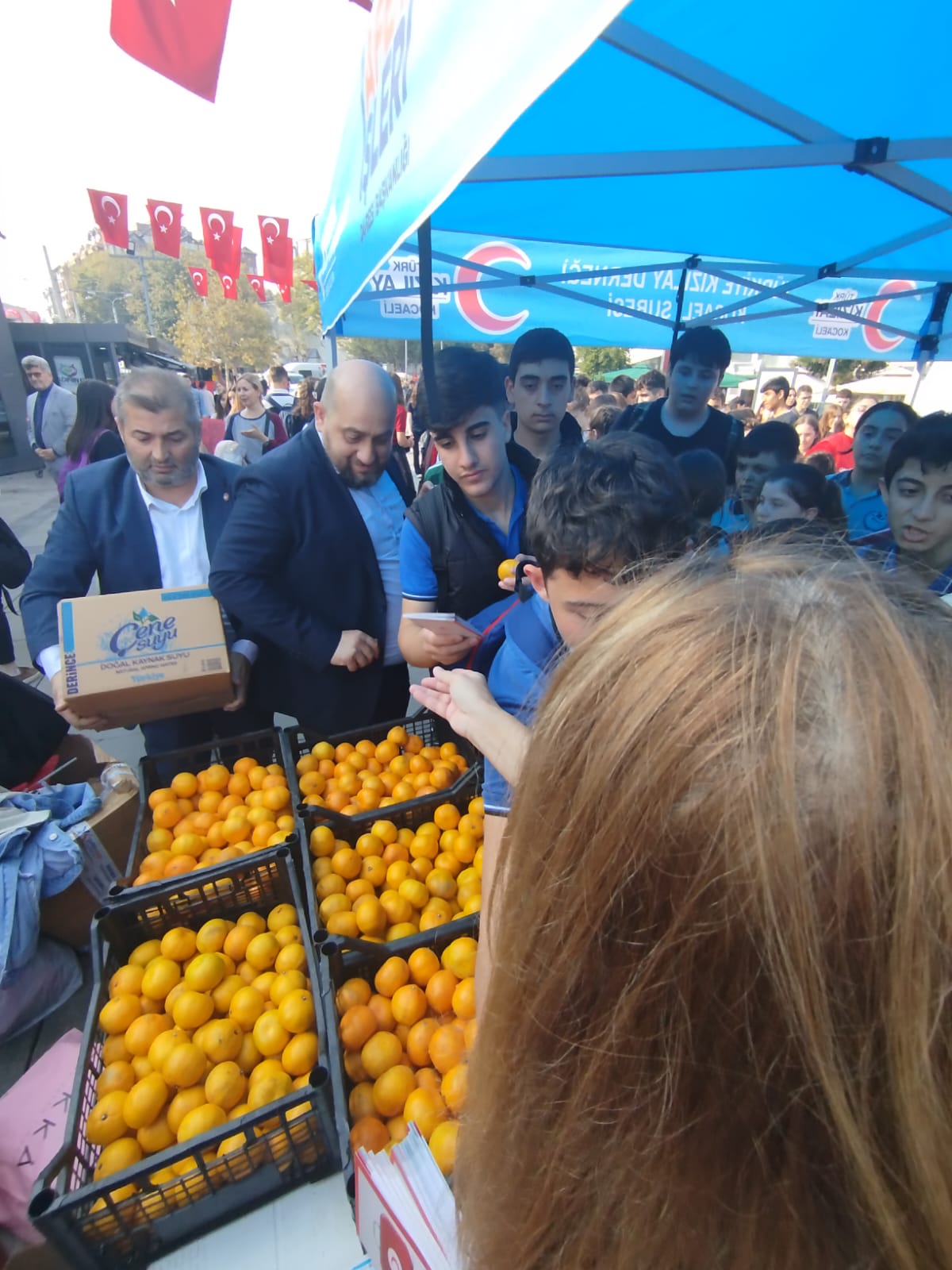 Kızılay Haftası'nda Öğrencilerden Kan Bağışı Çağrısı 4