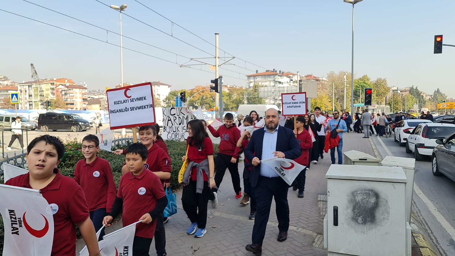 Kızılay Haftası'nda Öğrencilerden Kan Bağışı Çağrısı 5