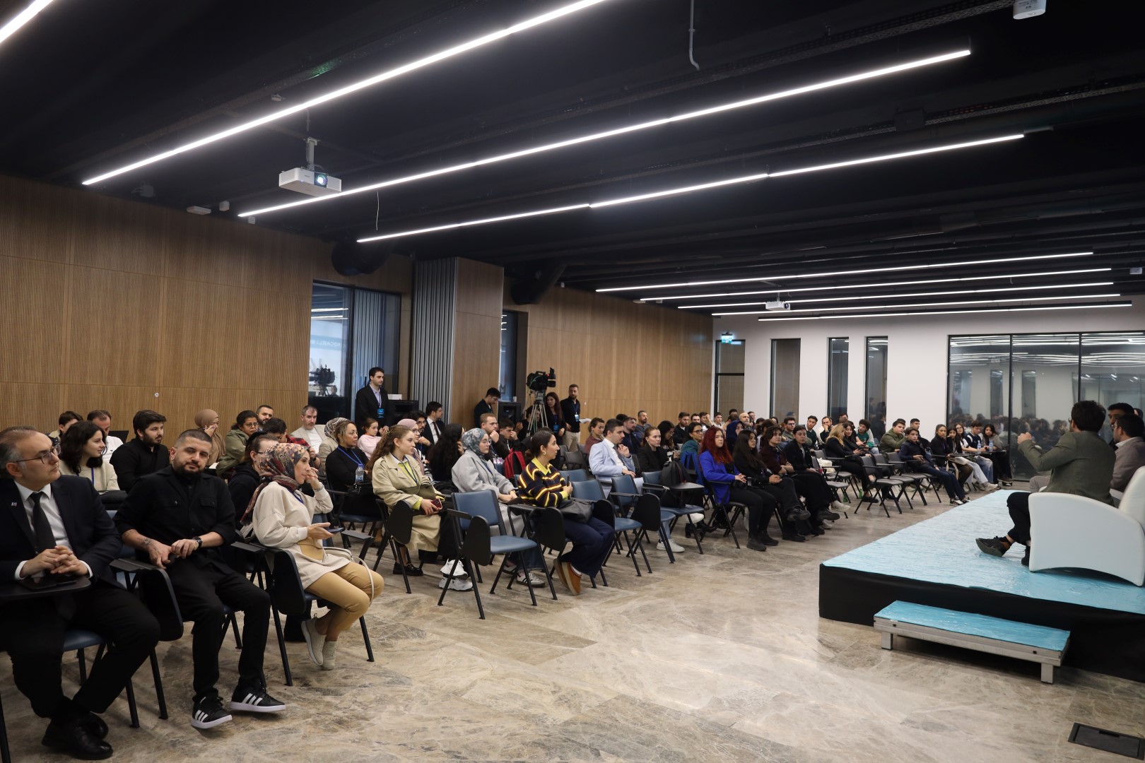 Kocaeli Bilişim Fuarı “Yapay Zekâ” Temasıyla Devam Ediyor (3)