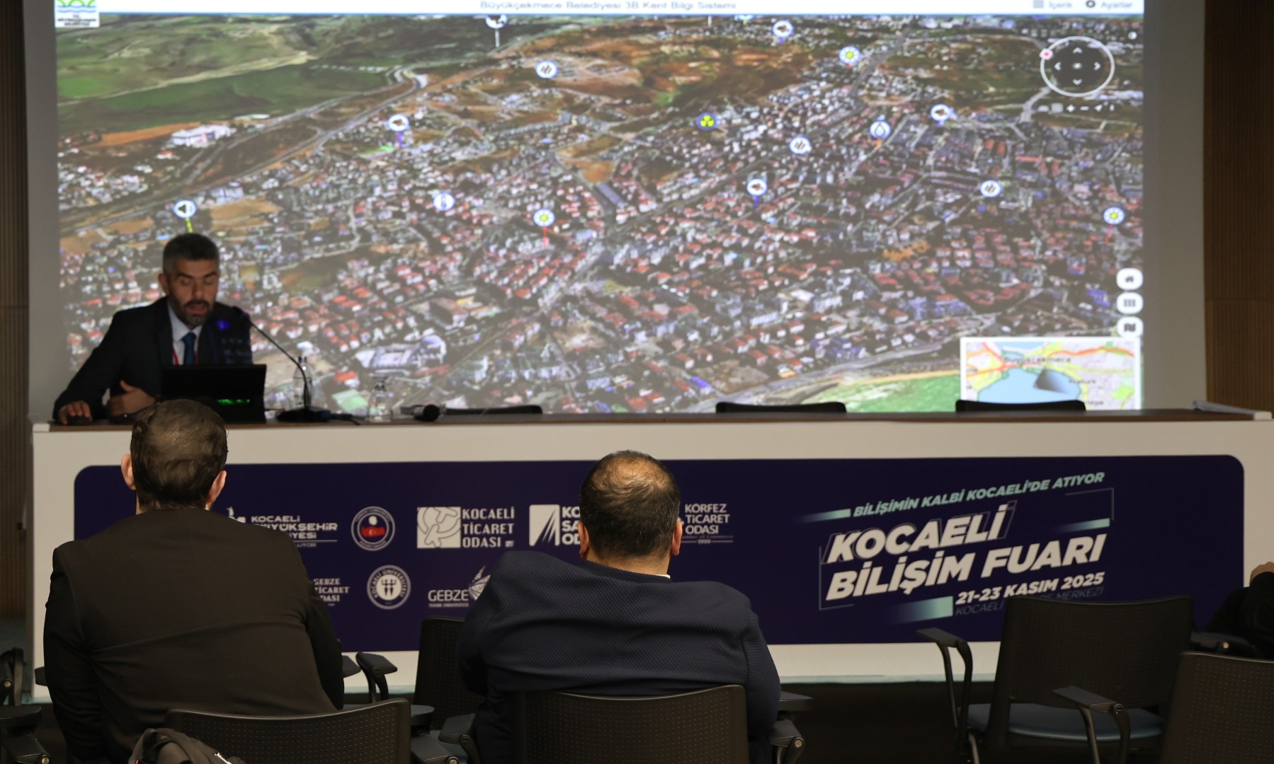 Kocaeli Bilişim Fuarı’nda Dijital İkiz’den Siber Güvenliğe! Teknolojinin Kalbi Kongre Merkezi’nde Atıyor (4)