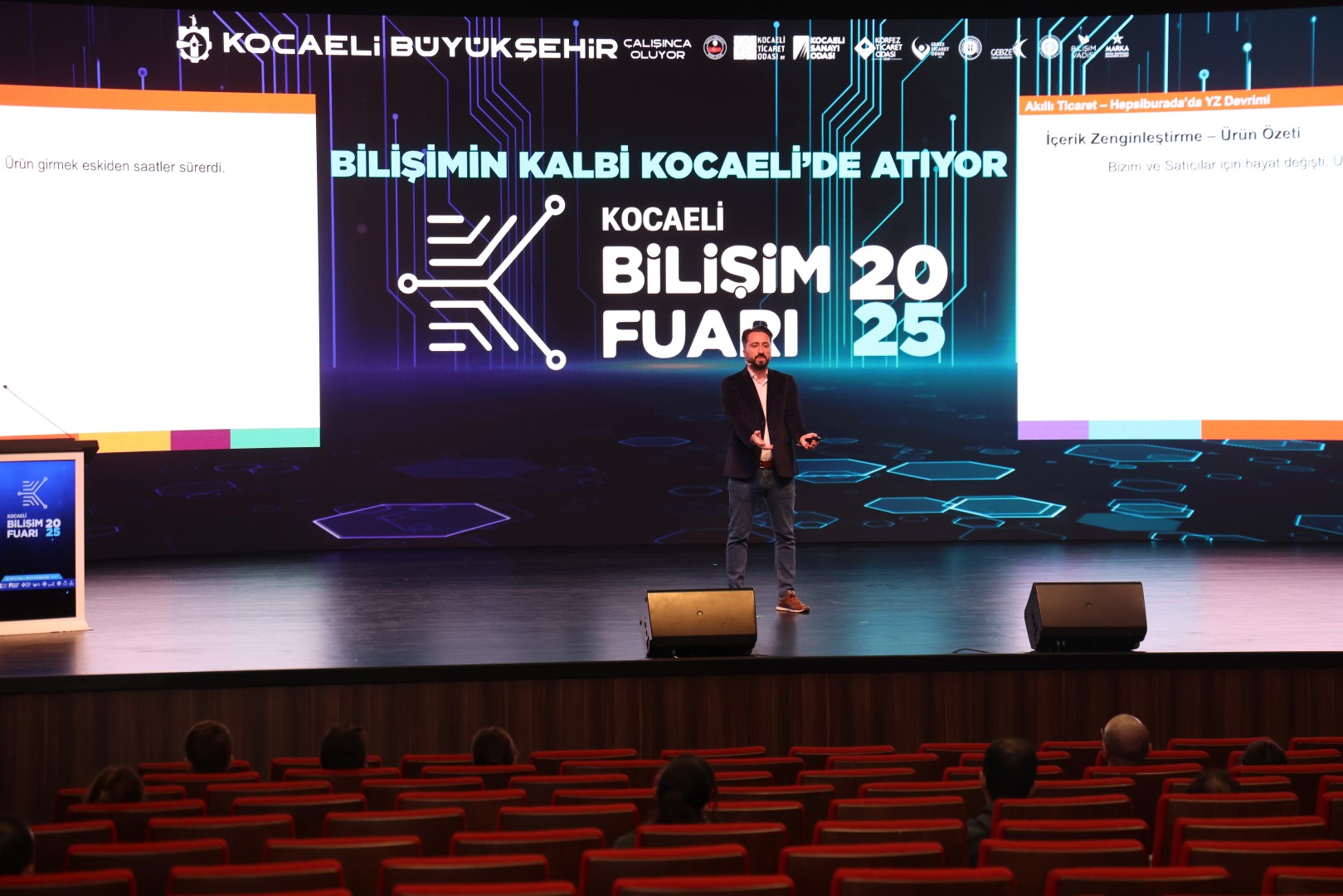 Kocaeli Bilişim Fuarı’nda “Yapay Zekâ Çağı’nda Siber Güvenlik” Paneline Yoğun İlgi (10)