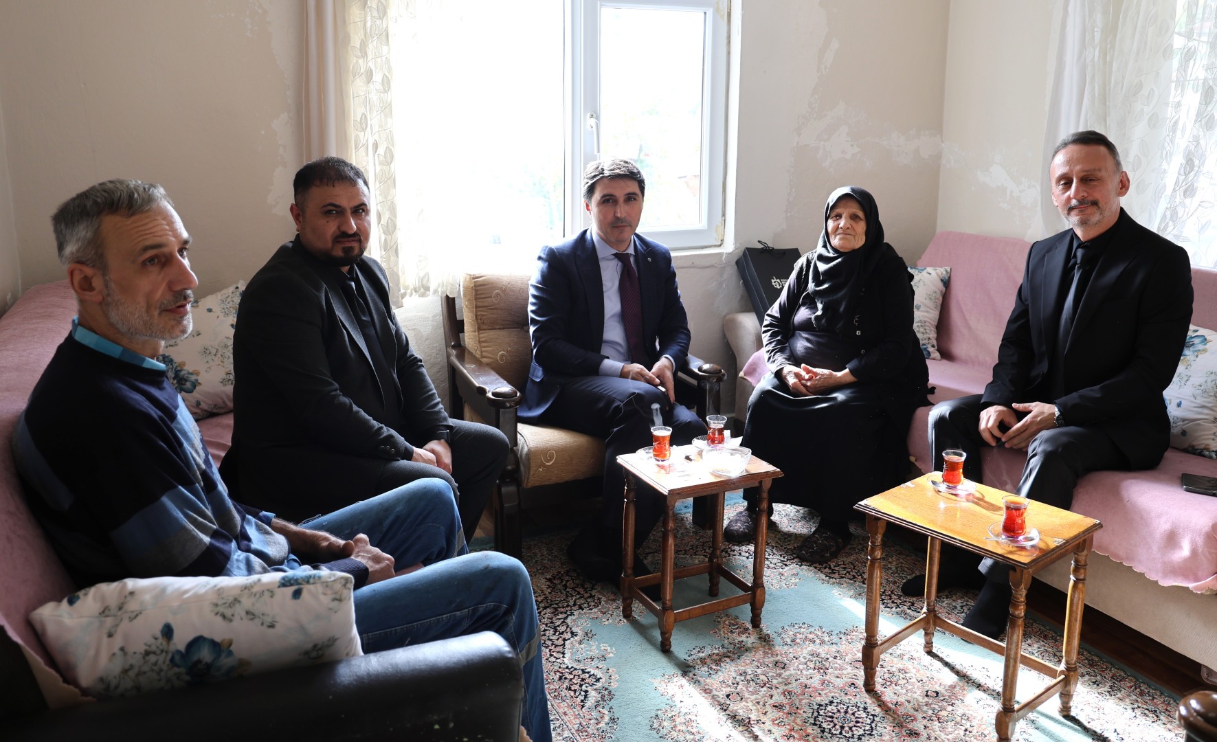 Kocaeli Büyükşehir Acıları Hafifletiyor (1)