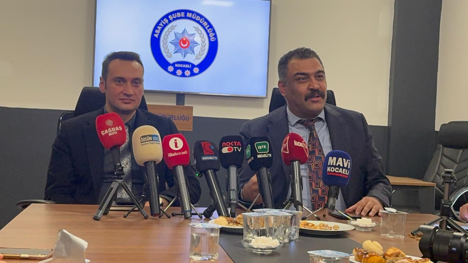 Kocaeli İl Emniyet Müdürü Alparslan Açıkgöz Basın Mensuplarıyla Toplantıda Buluştu 2