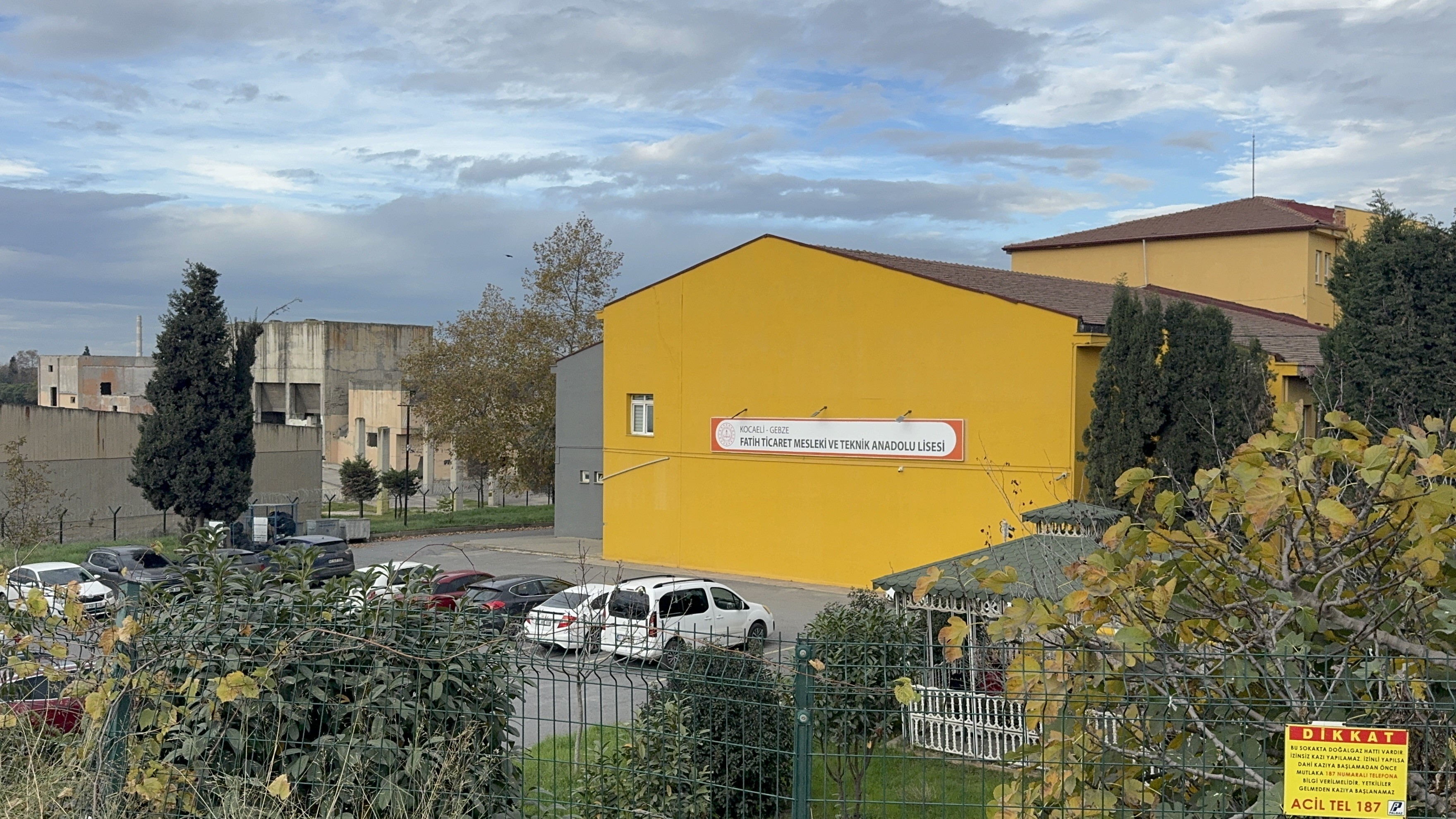 Kocaeli'de Çok Sayıda Öğrenci Gıdadan Zehirlendi! 02