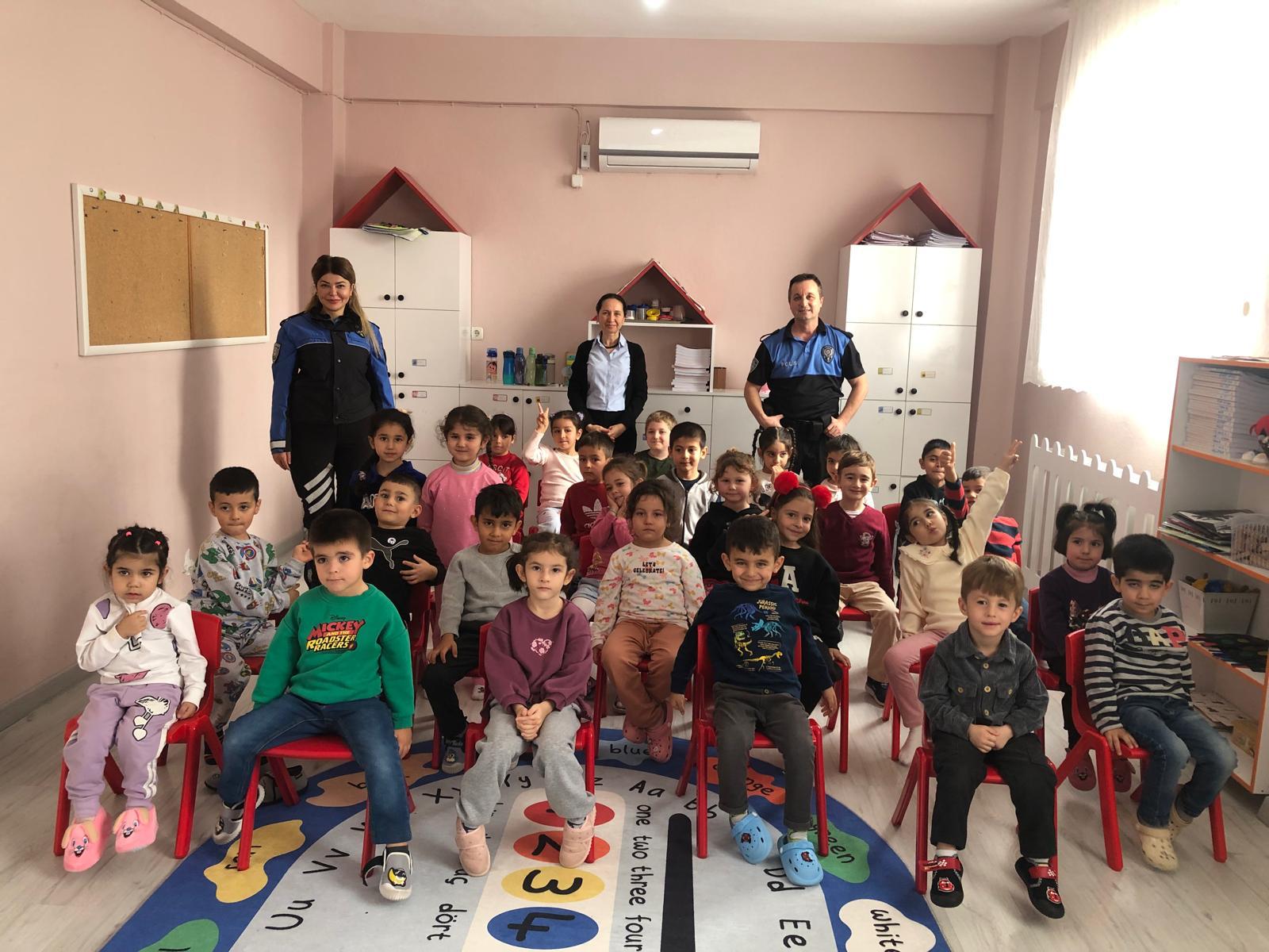 Kocaeli’de Miniklere Ve Vatandaşlara Güvenlik Bilinci Eğitimi (2)