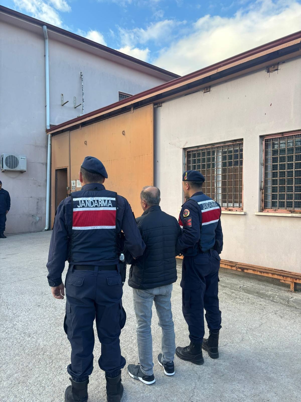 Kocaeli'de Operasyon! Cinayet Zanlısı Yakalandı