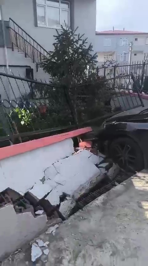 Kocaeli'de Sürücünün Unutkanlığı Başına İş Açtı! 03