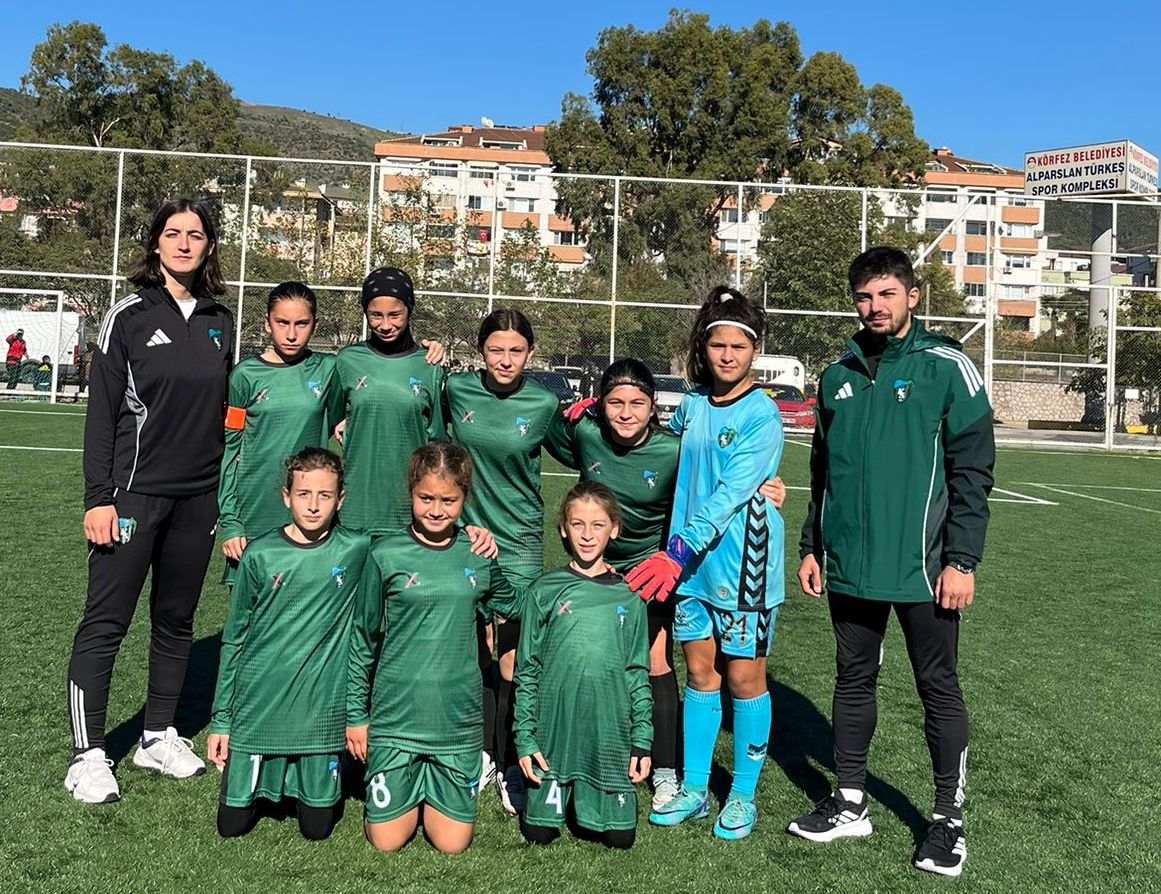 Kocaelispor U13 Kız Futbol Takımı 4. Oldu