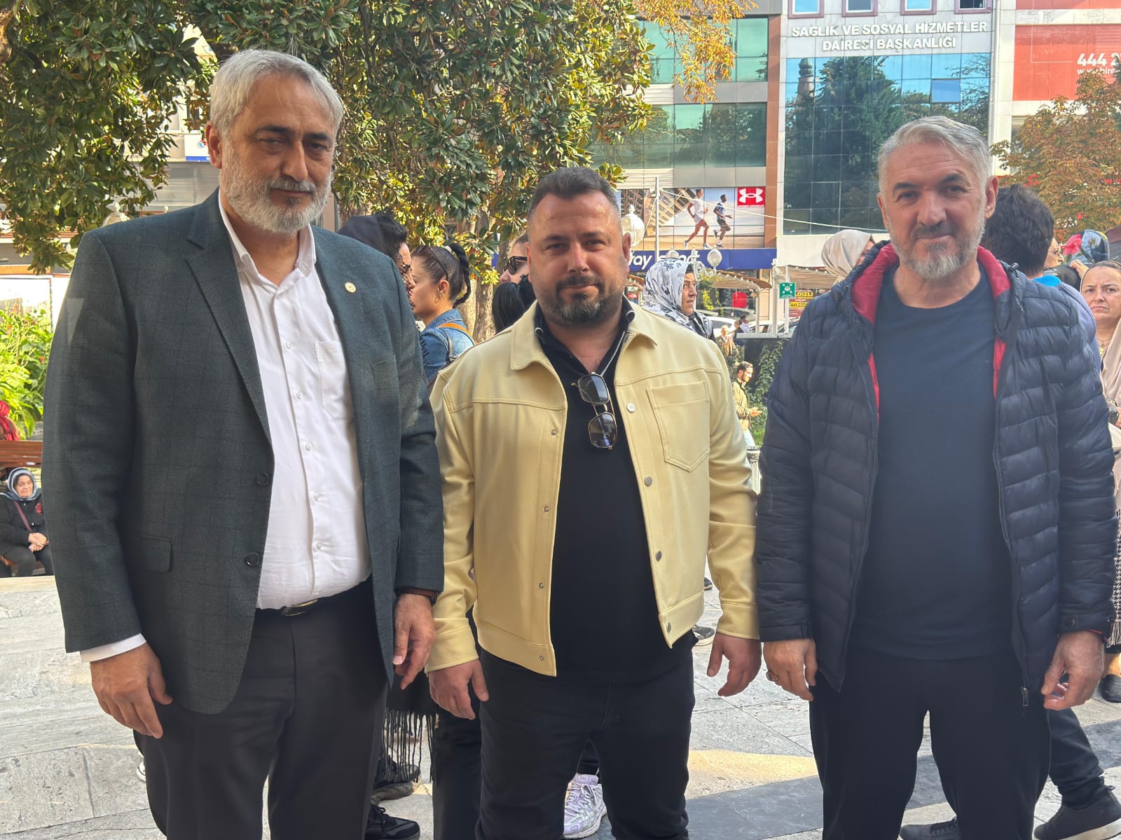 Kocaelispor’un Eski Futbolcusu Hakan Aksoy Son Yolculuğuna Uğurlandı 2