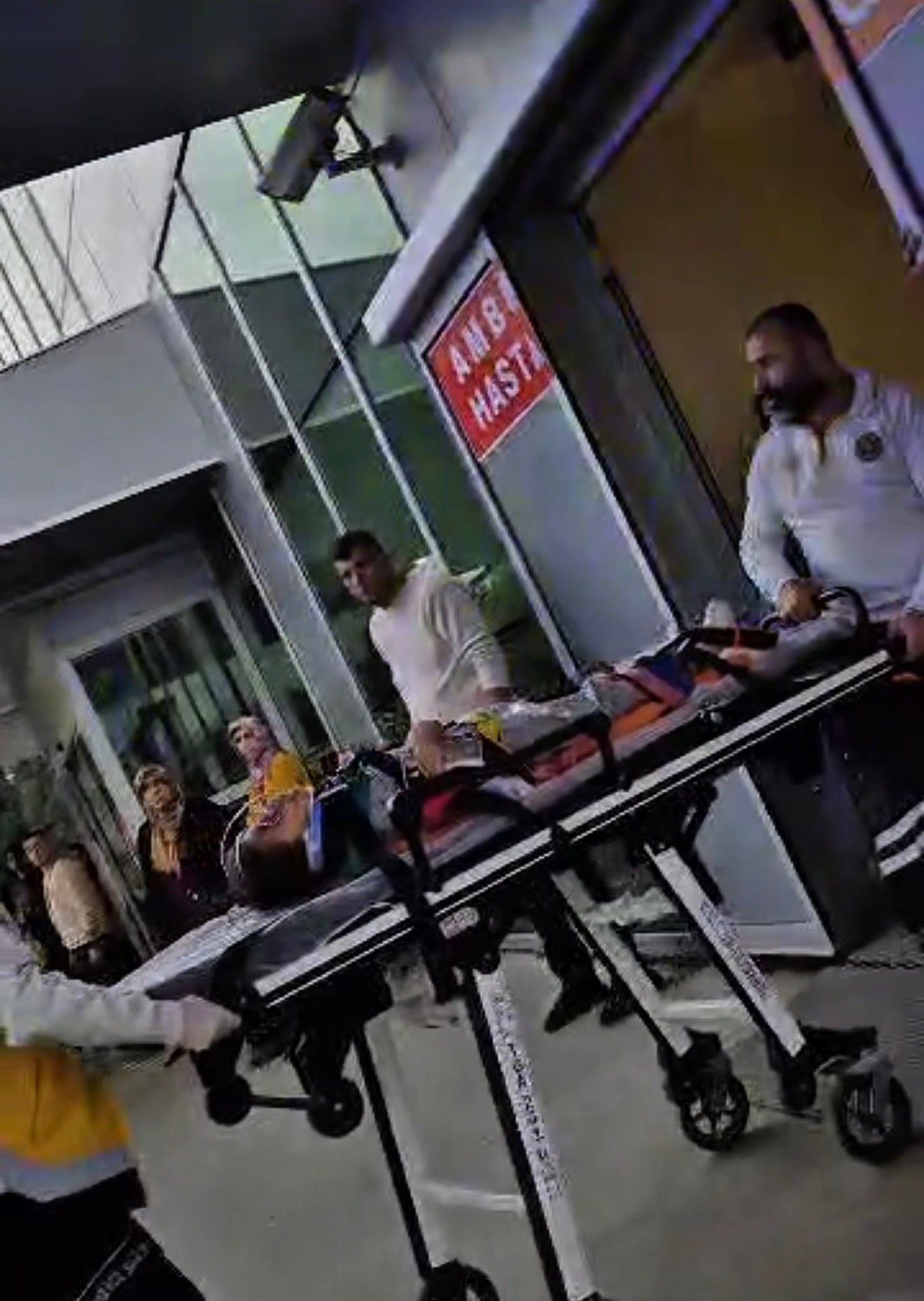 Komşuda Feci Kaza! 12 Yaşındaki Sürücü 1 Çocuğu Hayattan Kopardı 01