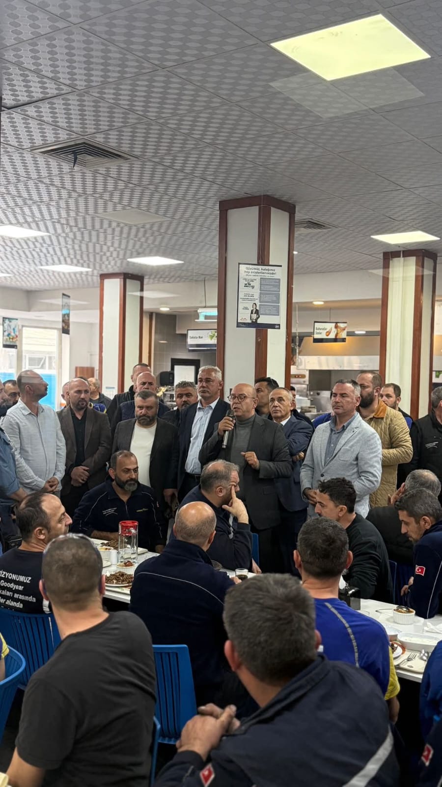 Lastik İş Genel Başkanı Alaaddin Sarı, Goodyear İşçileriyle Buluştu (1)-1