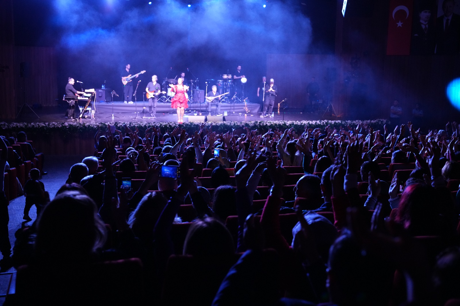 Öğretmenlere Müzik Ziyafetiyle 24 Kasım Teşekkürü (6)