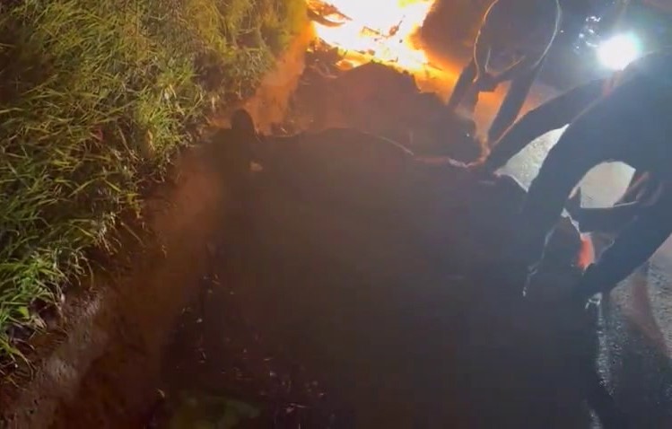 Otomobil İle Motor Çarpıştı! 1'I Ağır 2 Yaralı 02