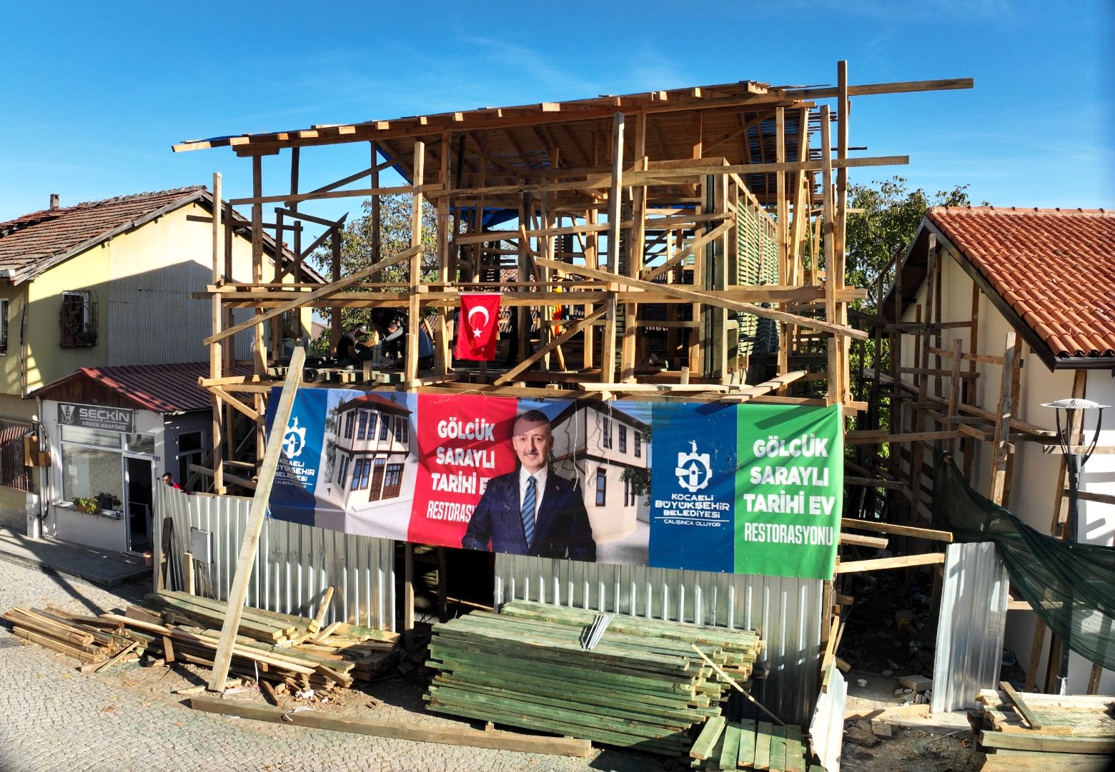 Restorasyon Devam Ediyor! (2)