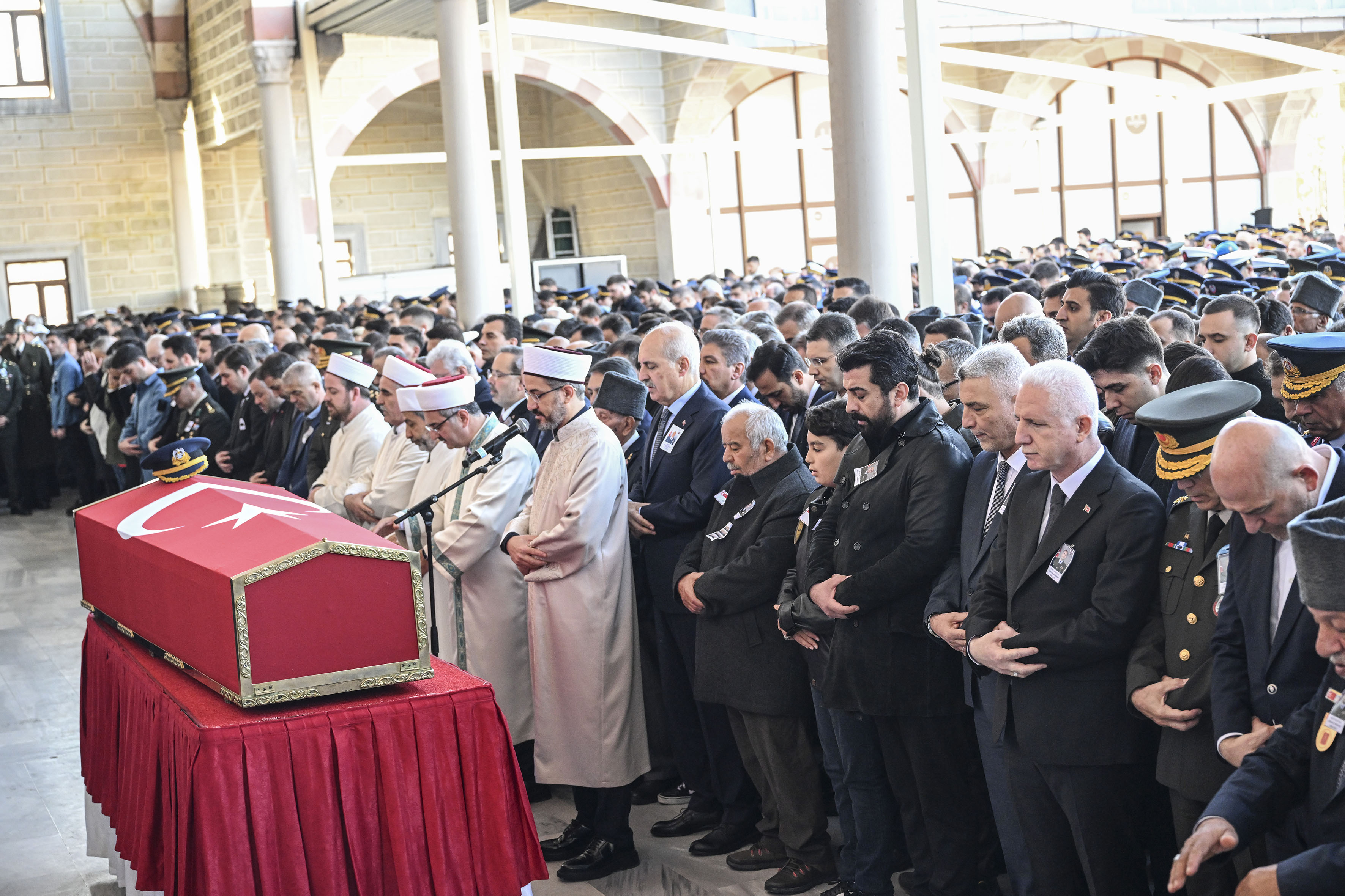Şehit Pilot Yarbay Gökhan Korkmaz Son Yolculuğuna Uğurlandı 5