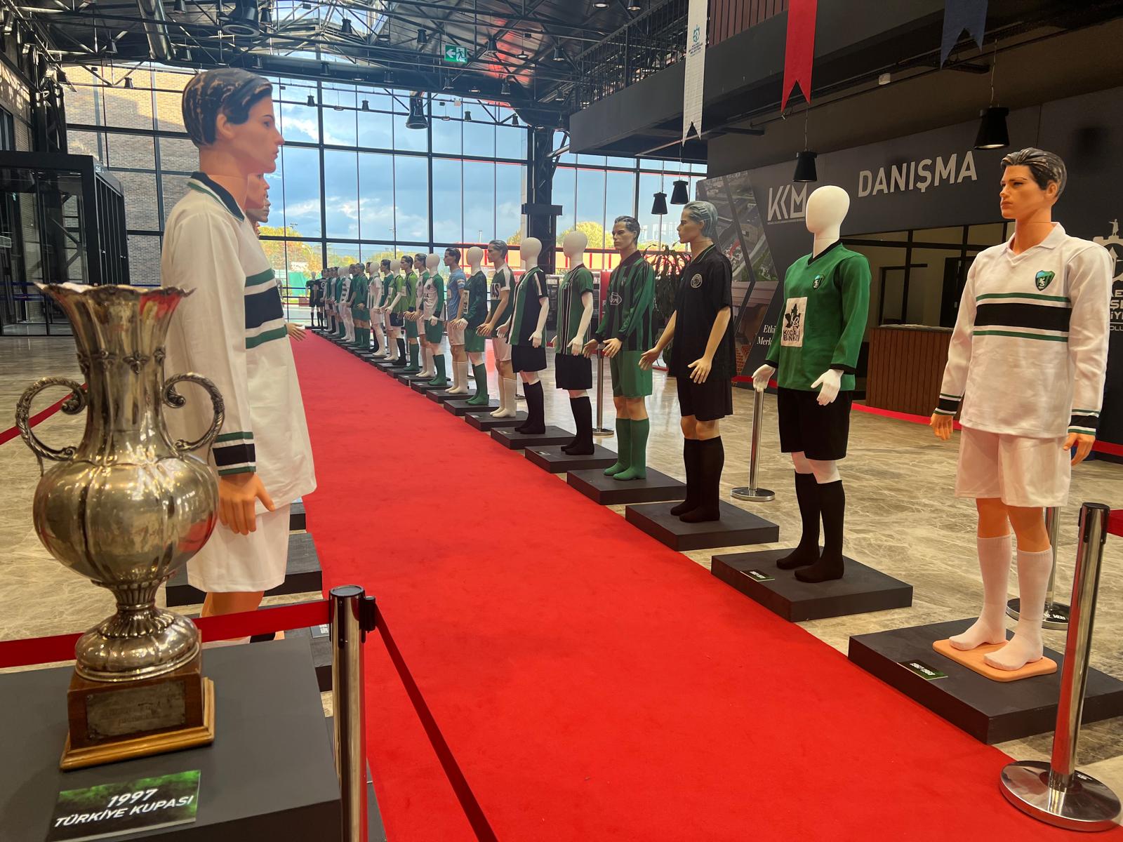 Sempozyum Ve Sergi Büyük İlgi Gördü (6)