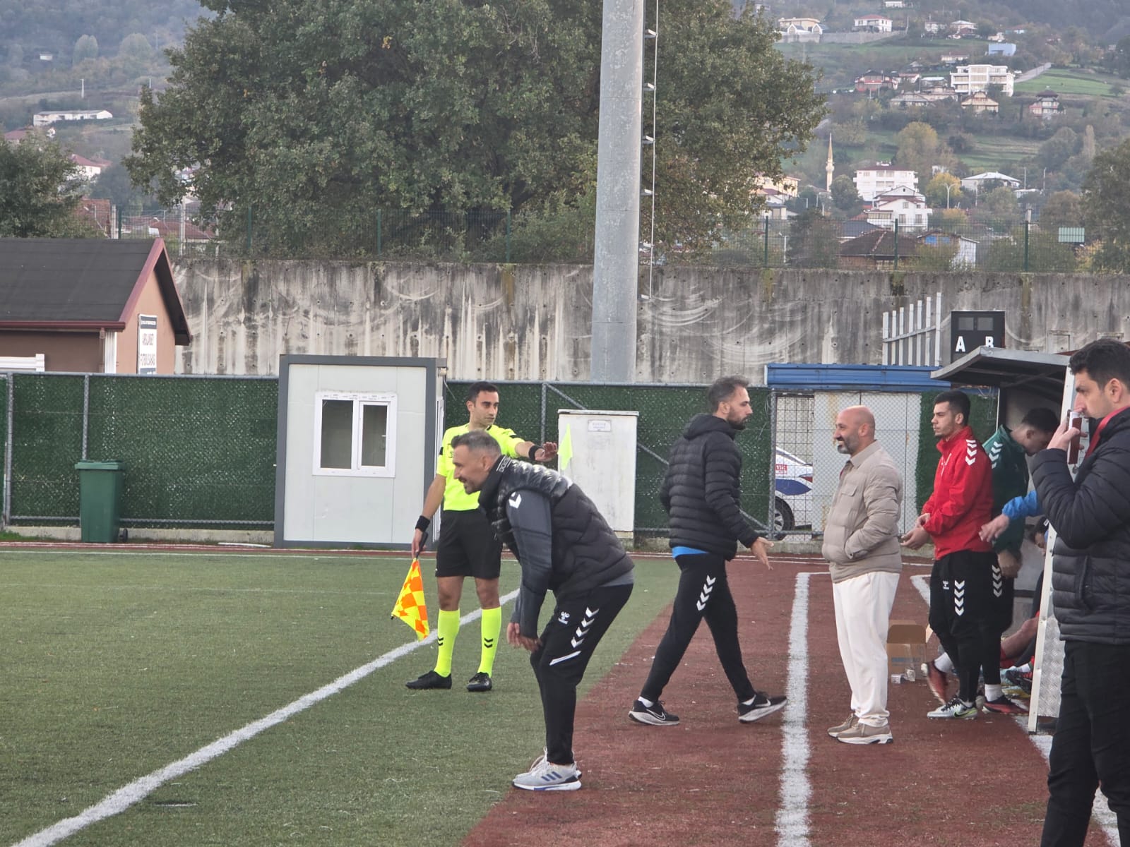 Süper Amatör B Grubu'nda Olaylı Maçtan Beraberlik Çıktı Arslanbey O.s. Ve Turgutspor Puanları Paylaştı! (4)