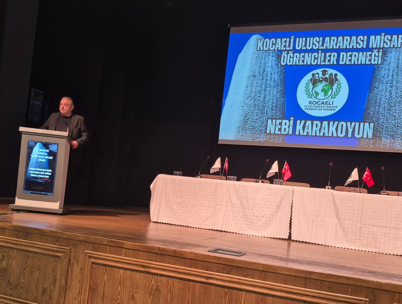 Türk Dünyasının Farklı Coğrafyalarından Gelen Öğrenciler Ve Sivil Toplum Kuruluşları Temsilcileri, İzmit Halk Evi Gençlik Merkezi’nde Düzenlenen Programda Bir Araya Gelerek 15 Aralık “Dünya Türk Dili Ailesi Günü”Nü (14)