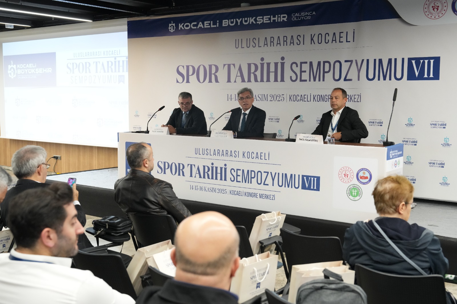 Uluslararası Kocaeli Spor Tarihi Sempozyumu Kapanış Oturumuyla Sona Erdi (8)
